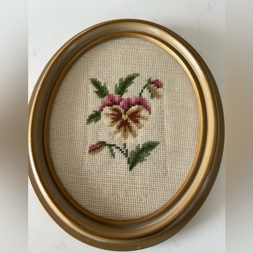 Vintage Floral Needlepoint Art in Gold Tone Oval Frame